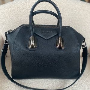 Givenchy Medium Antigona in black calfskin with gunmetal hardware